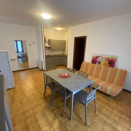 Apartamento Cond Giardino Lignano Sabbiadoro Exterior foto